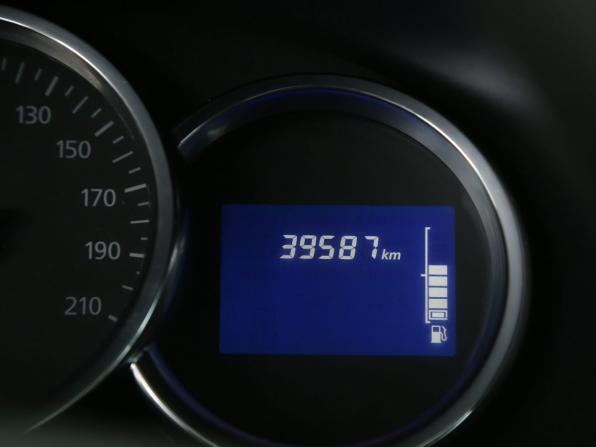 Renault Logan II с пробегом 2018 года, цена 754 000 рублей, 39500 км, седан, Автокод Объявления