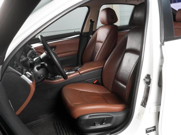 BMW 5 серии VI (F10/F11/F07) Рестайлинг с пробегом 2015 года, цена 2 429 000 рублей, 235700 км, седан, Автокод Объявления