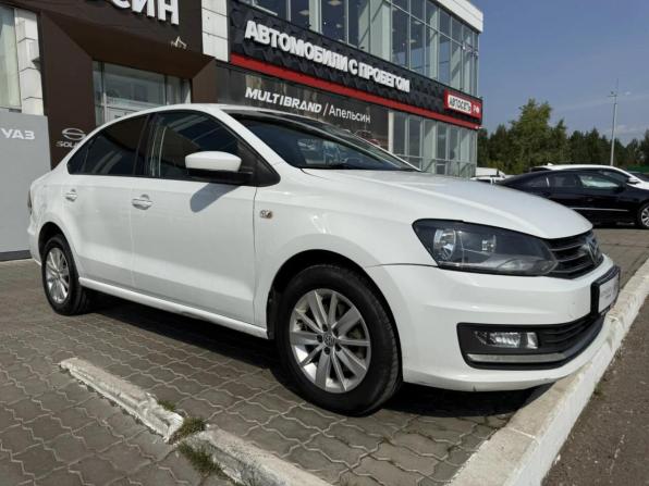 Volkswagen Polo V Рестайлинг с пробегом 2017 года, цена 988 800 рублей, 158372 км, седан, Автокод Объявления