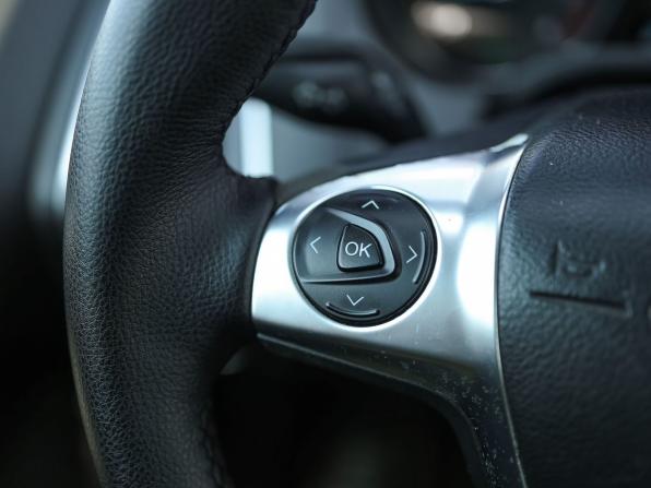 Ford Focus III с пробегом 2013 года, цена 760 000 рублей, 214681 км, хэтчбек, Автокод Объявления