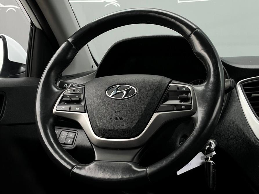 Hyundai Solaris II Санкт-Петербург  - изображение 21