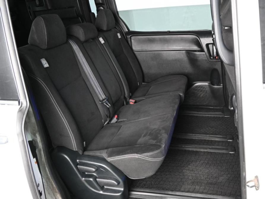 Toyota Esquire I Рестайлинг Ростов-на-Дону  - изображение 10