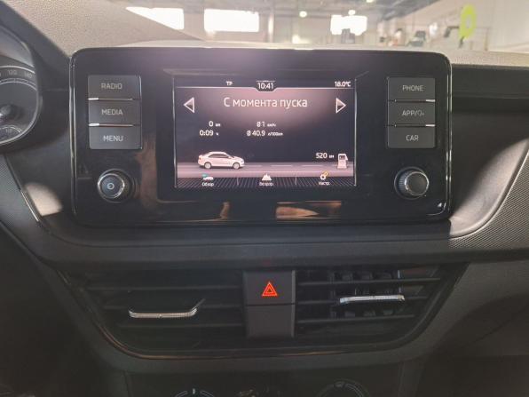 Skoda Rapid II с пробегом 2021 года, цена 1 445 000 рублей, 76042 км, лифтбек, Автокод Объявления