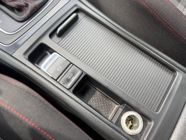 Volkswagen Golf GTI VII с пробегом 2015 года, цена 1 555 000 рублей, 191000 км, хэтчбек, Автокод Объявления