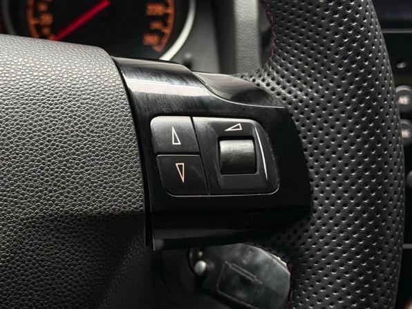 Opel Zafira B Рестайлинг с пробегом 2011 года, цена 729 000 рублей, 143900 км, компактвэн, Автокод Объявления