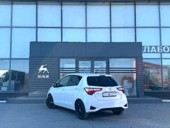 Toyota Vitz III (XP130) Рестайлинг 2 с пробегом 2018 года, цена 1 045 000 рублей, 92114 км, хэтчбек, Автокод Объявления