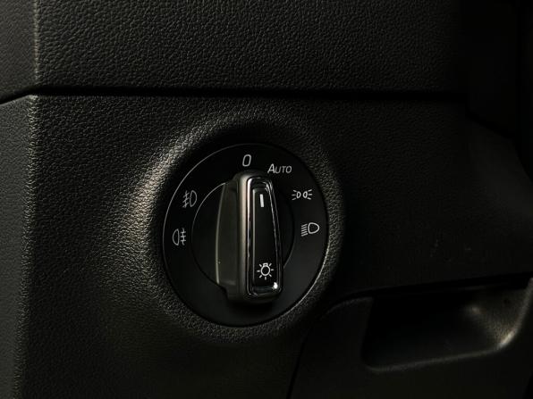 Skoda Karoq I с пробегом 2020 года, цена 2 326 700 рублей, 104912 км, внедорожник, Автокод Объявления