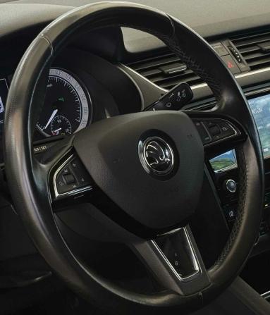 Skoda Octavia III (A7) Рестайлинг с пробегом 2019 года, цена 1 450 000 рублей, 174048 км, лифтбек, Автокод Объявления