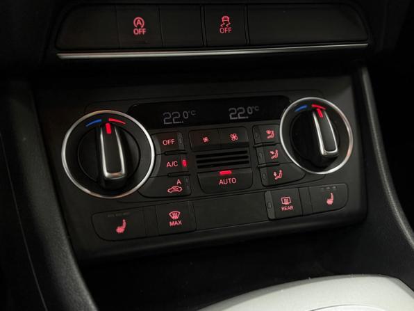 Audi Q3 I (8U) Рестайлинг с пробегом 2017 года, цена 2 325 000 рублей, 113855 км, внедорожник, Автокод Объявления