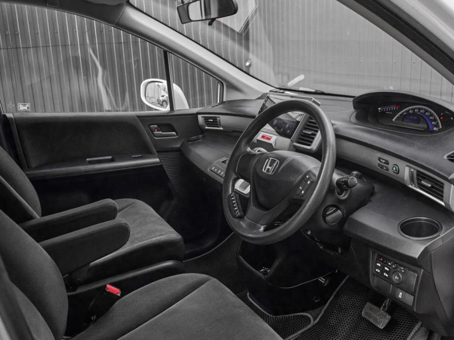 Honda Freed I Екатеринбург  - изображение 10