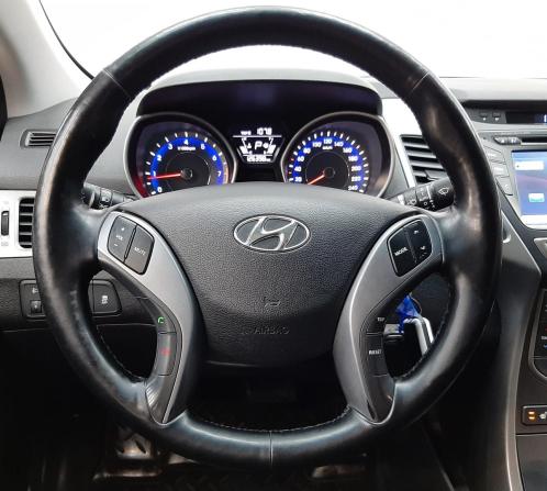Hyundai Elantra V (MD) Рестайлинг с пробегом 2015 года, цена 1 139 000 рублей, 126397 км, седан, Автокод Объявления