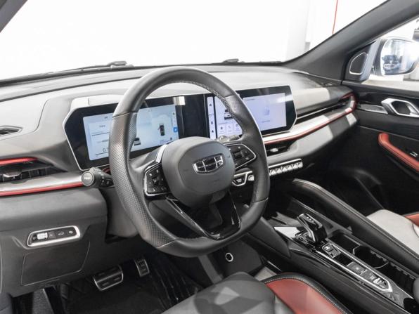 Geely Coolray I Рестайлинг с пробегом 2024 года, цена 2 245 100 рублей, 49000 км, внедорожник, Автокод Объявления