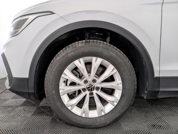 Volkswagen Tiguan II Рестайлинг с пробегом 2021 года, цена 3 150 000 рублей, 52829 км, внедорожник, Автокод Объявления