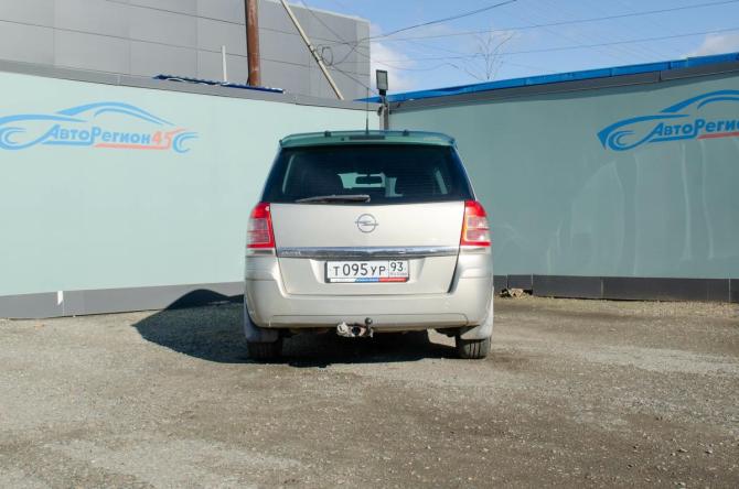 Opel Zafira B Рестайлинг с пробегом 2010 года, цена 599 000 рублей, 179800 км, минивэн, Автокод Объявления