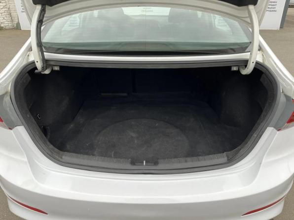 Hyundai Elantra VI (AD) с пробегом 2018 года, цена 1 140 000 рублей, 117972 км, седан, Автокод Объявления