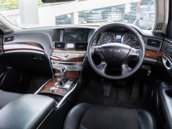 Nissan Fuga II с пробегом 2013 года, цена 1 395 000 рублей, 229299 км, седан, Автокод Объявления