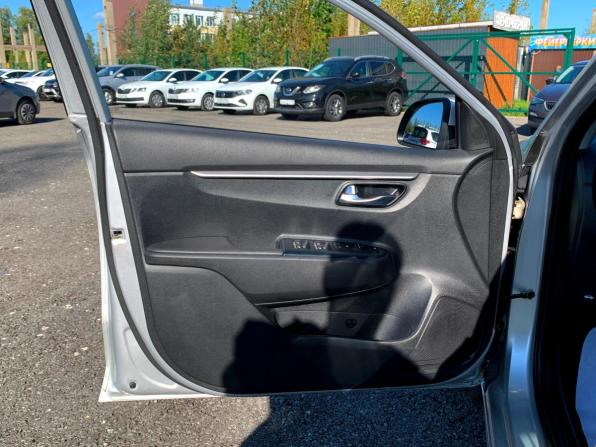 Kia Rio IV Рестайлинг с пробегом 2021 года, цена 1 632 400 рублей, 137631 км, седан, Автокод Объявления