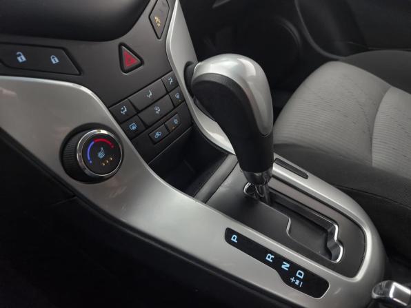 Chevrolet Cruze I Рестайлинг с пробегом 2014 года, цена 599 000 рублей, 307771 км, седан, Автокод Объявления