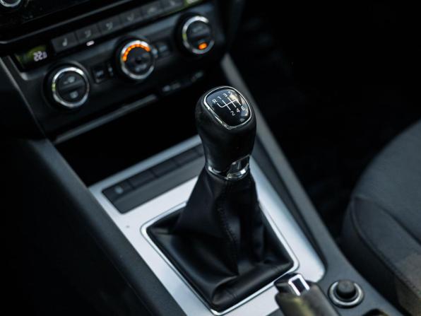 Skoda Octavia III (A7) с пробегом 2015 года, цена 1 545 000 рублей, 92488 км, универсал, Автокод Объявления