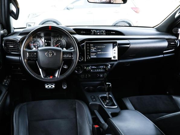 Toyota Hilux VIII Рестайлинг 2 с пробегом 2024 года, цена 7 130 000 рублей, 35731 км, offers.body_type.unknown, Автокод Объявления