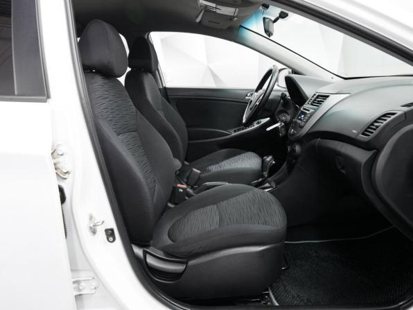 Hyundai Solaris I Рестайлинг с пробегом 2014 года, цена 890 000 рублей, 182000 км, седан, Автокод Объявления