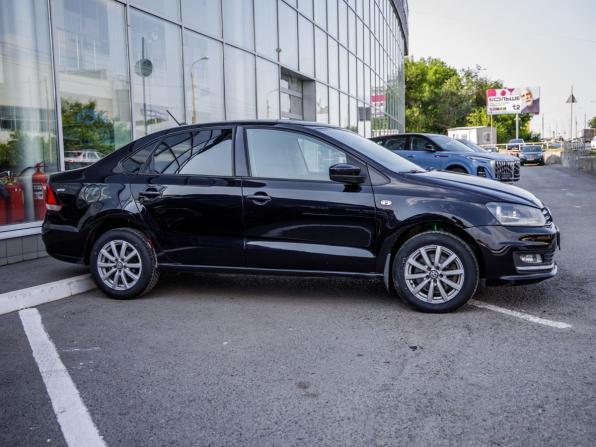 Volkswagen Polo V Рестайлинг с пробегом 2017 года, цена 1 078 000 рублей, 191352 км, седан, Автокод Объявления