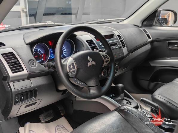 Mitsubishi Outlander II Рестайлинг с пробегом 2011 года, цена 1 198 000 рублей, 209000 км, внедорожник, Автокод Объявления