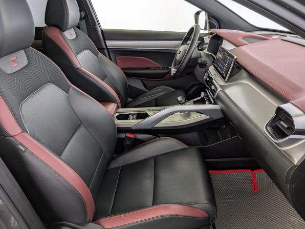 Geely Coolray I с пробегом 2023 года, цена 1 750 000 рублей, 67725 км, внедорожник, Автокод Объявления