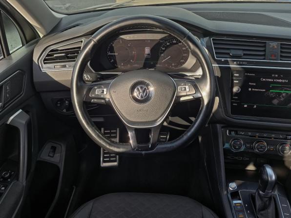 Volkswagen Tiguan II с пробегом 2018 года, цена 2 899 000 рублей, 91947 км, внедорожник, Автокод Объявления