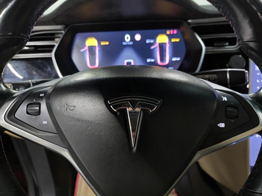 Tesla Model X I Казань  - изображение 23