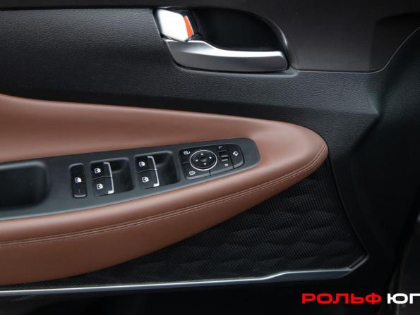 Hyundai Santa Fe IV Рестайлинг с пробегом 2021 года, цена 3 598 000 рублей, 46863 км, внедорожник, Автокод Объявления