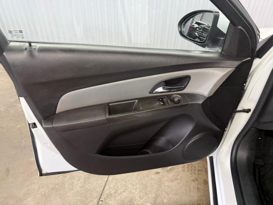 Chevrolet Cruze I Краснодар  - изображение 13
