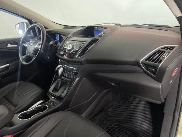 Ford Kuga II с пробегом 2013 года, цена 1 261 000 рублей, 125618 км, внедорожник, Автокод Объявления