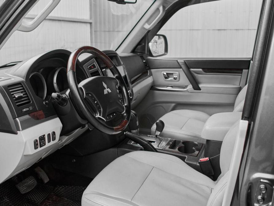 Mitsubishi Pajero IV Рестайлинг 2 Екатеринбург  - изображение 10