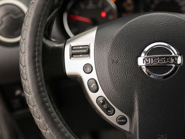 Nissan Qashqai II с пробегом 2013 года, цена 940 000 рублей, 251562 км, внедорожник, Автокод Объявления