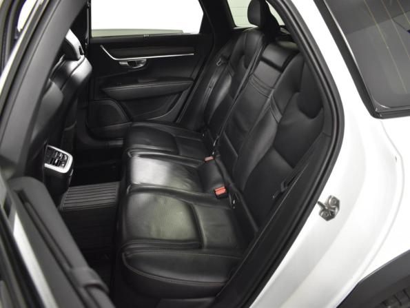 Volvo V90 Cross Country I с пробегом 2018 года, цена 3 465 900 рублей, 131288 км, универсал, Автокод Объявления