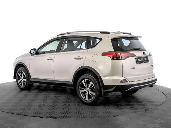 Toyota RAV4 IV (XA40) Рестайлинг с пробегом 2017 года, цена 2 325 000 рублей, 141616 км, внедорожник, Автокод Объявления