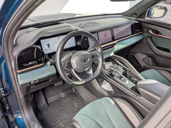 Geely Monjaro I с пробегом 2024 года, цена 3 600 000 рублей, 19997 км, внедорожник, Автокод Объявления