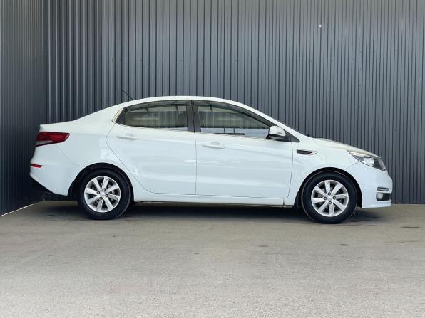 Kia Rio III Рестайлинг с пробегом 2015 года, цена 1 007 000 рублей, 172267 км, седан, Автокод Объявления