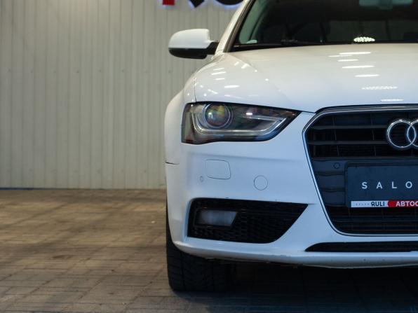 Audi A4 IV (B8) Рестайлинг с пробегом 2012 года, цена 1 250 000 рублей, 203021 км, седан, Автокод Объявления