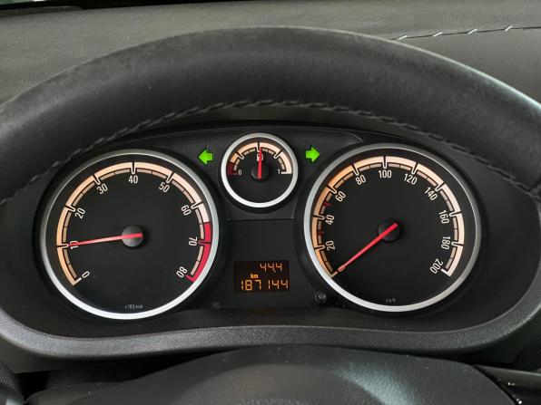 Opel Corsa D Рестайлинг II с пробегом 2011 года, цена 465 000 рублей, 187144 км, хэтчбек, Автокод Объявления