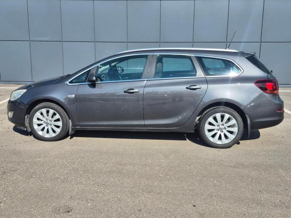 Opel Astra J Рестайлинг с пробегом 2012 года, цена 765 000 рублей, 172000 км, универсал, Автокод Объявления
