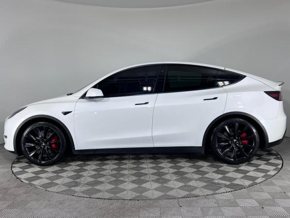 Tesla Model Y I с пробегом 2022 года, цена 4 750 000 рублей, 50569 км, внедорожник, Автокод Объявления