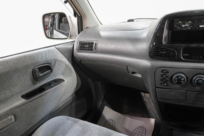 Toyota Noah IV (R90) с пробегом 1999 года, цена 759 000 рублей, 469000 км, минивэн, Автокод Объявления