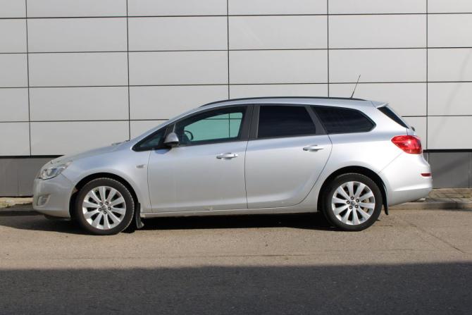 Opel Astra J с пробегом 2012 года, цена 515 000 рублей, 242716 км, универсал, Автокод Объявления
