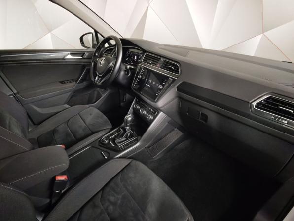 Volkswagen Tiguan II с пробегом 2018 года, цена 3 100 000 рублей, 88869 км, внедорожник, Автокод Объявления