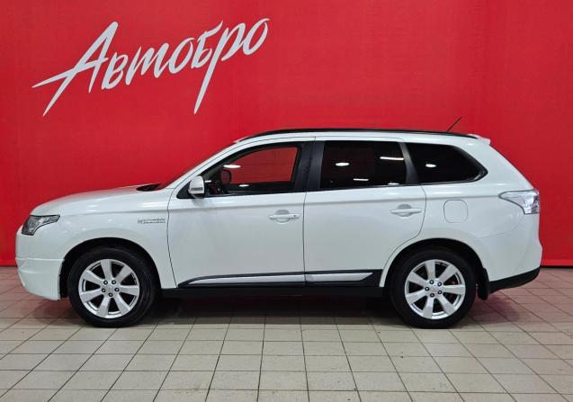 Mitsubishi Outlander III с пробегом 2013 года, цена 1 125 000 рублей, 198188 км, внедорожник, Автокод Объявления