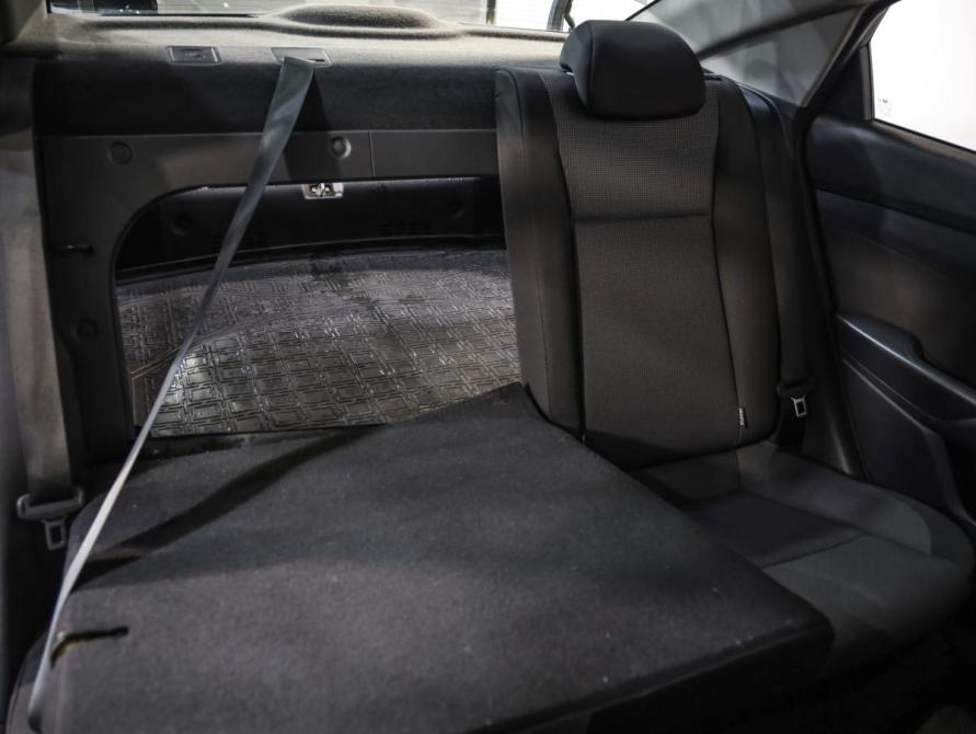 Hyundai Solaris II Санкт-Петербург  - изображение 21