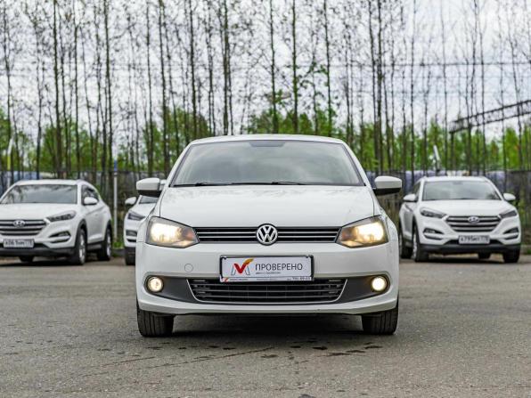 Volkswagen Polo V с пробегом 2013 года, цена 830 000 рублей, 156035 км, седан, Автокод Объявления