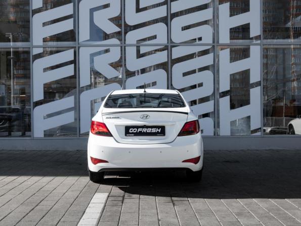 Hyundai Solaris I Рестайлинг с пробегом 2016 года, цена 1 060 000 рублей, 223333 км, седан, Автокод Объявления